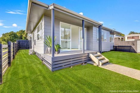 Photo of property in 1/58 Riversdale Drive, Merrilands, New Plymouth, 4312