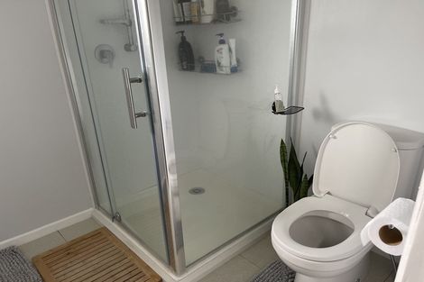 Photo of property in 1/12 Tonar Street, Northcote, Auckland, 0627