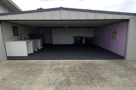 Photo of property in 1/65 Shakespeare Road, Milford, Auckland, 0620
