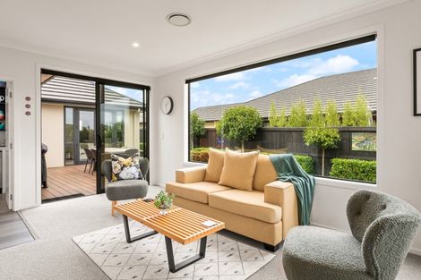 Photo of property in 15 Carrick Place, Mosgiel, 9024