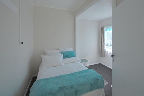 Photo of property in 8 Hinton Road, Taradale, Napier, 4112