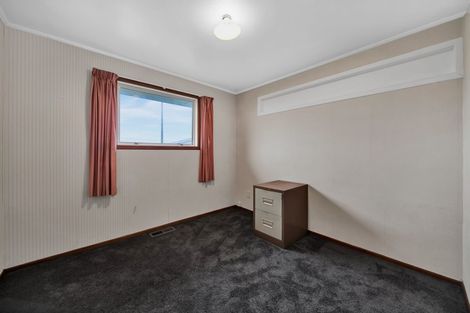 Photo of property in 25 Pacey Avenue, Hawera, 4610