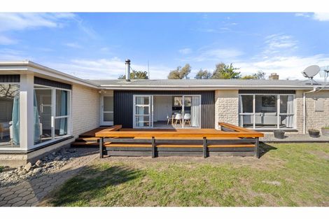 Photo of property in 8 Petries Road, Woodend, 7610