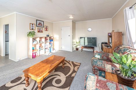Photo of property in 140 Puriri Street, Castlecliff, Whanganui, 4501