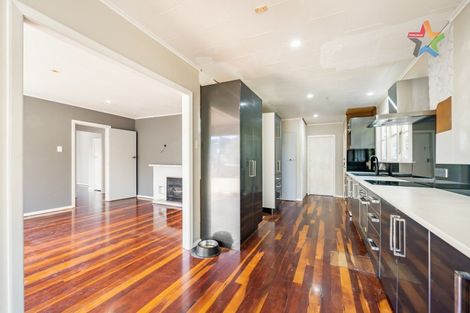 Photo of property in 51 Wood Street, Wainuiomata, Lower Hutt, 5014