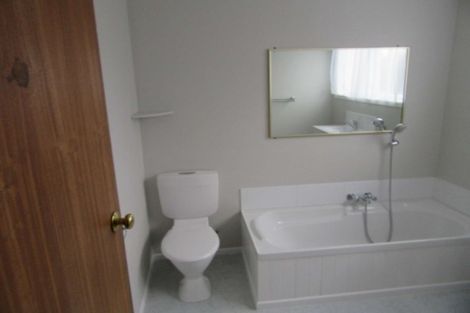 Photo of property in 1129 Fergusson Drive, Clouston Park, Upper Hutt, 5018