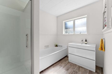 Photo of property in 15 Burgess Street, Te Aroha, 3320