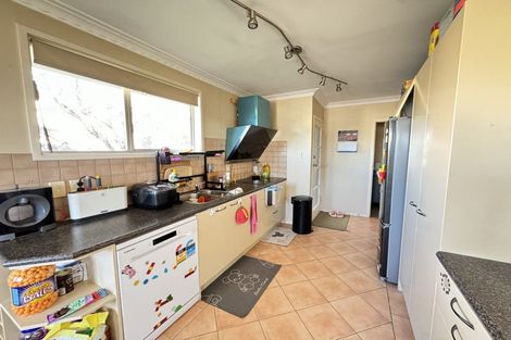 Photo of property in 18 Luton Avenue, Sunnyhills, Auckland, 2010