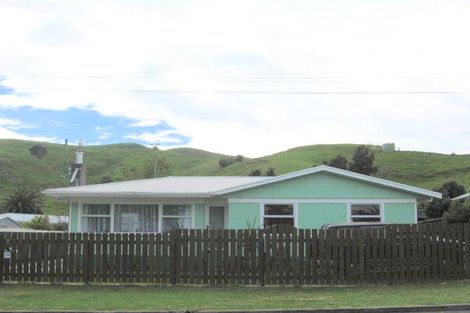 Photo of property in 59 Lyell Road, Outer Kaiti, Gisborne, 4010