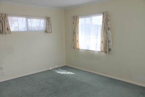 Photo of property in 10 Feeny Crescent, East Tamaki, Auckland, 2013