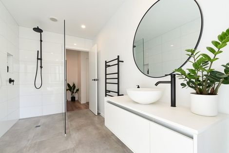 Photo of property in 45b Arataki Road, Havelock North, 4130