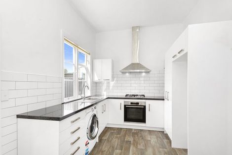 Photo of property in 8 Hector Street, Petone, Lower Hutt, 5012