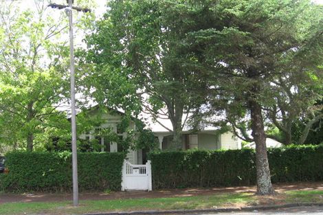 Photo of property in 9 Domett Avenue, Epsom, Auckland, 1023