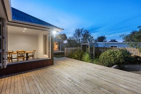 Photo of property in 53a Lismore Street, Merrilands, New Plymouth, 4312