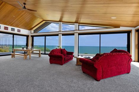 Photo of property in 24 Washer Road, Omata, New Plymouth, 4374