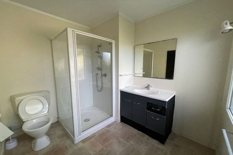 Photo of property in 60b Te Atatu Road, Te Atatu South, Auckland, 0610