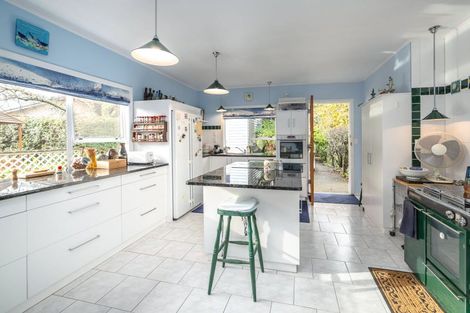 Photo of property in 28 Bell Street, Featherston, 5710