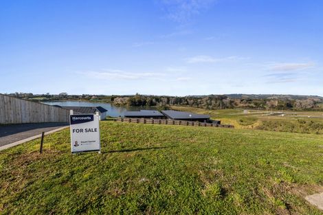 Photo of property in 18 Oyster Place, Omokoroa, 3114