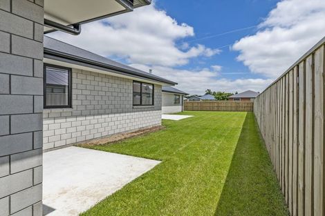 Photo of property in 1 Cedric Place, Darfield, 7510