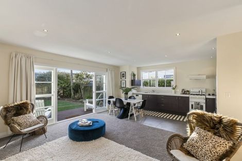 Photo of property in 92 Owen Street, Newtown, Wellington, 6021