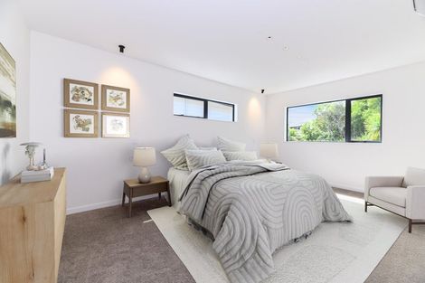 Photo of property in 11d Dianthus Place, Browns Bay, Auckland, 0630