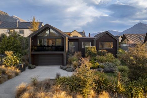 Photo of property in 37 Mcadam Drive, Jacks Point, Queenstown, 9371