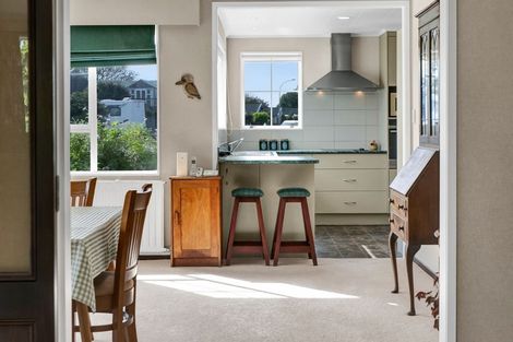 Photo of property in 13 Quin Crescent, Hawera, 4610