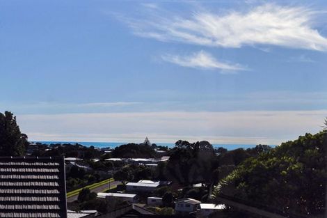 Photo of property in 82 Wallath Road, Westown, New Plymouth, 4310