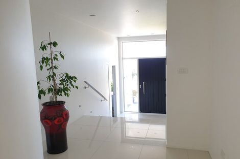 Photo of property in 72 Churchill Road, Murrays Bay, Auckland, 0630