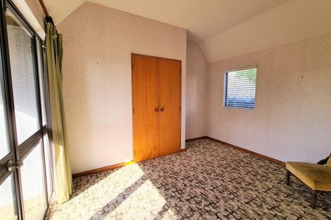 Photo of property in 6 Halse Place, Opunake, 4616