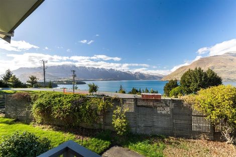 Photo of property in 1/4 Sainsbury Road, Fernhill, Queenstown, 9300