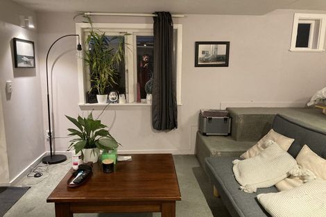 Photo of property in 42 Rhine Street, Island Bay, Wellington, 6023