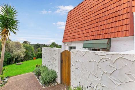 Photo of property in 1/20 Maritime Terrace, Birkenhead, Auckland, 0626