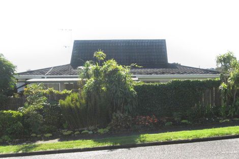Photo of property in 56a Highland Park Drive, Highland Park, Auckland, 2010