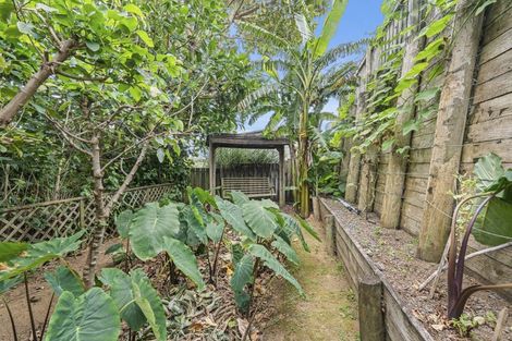 Photo of property in 3 Jensen Place, Frankleigh Park, New Plymouth, 4310