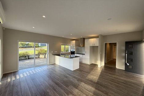 Photo of property in 29 Applemoors Way, Riverhead, 0820