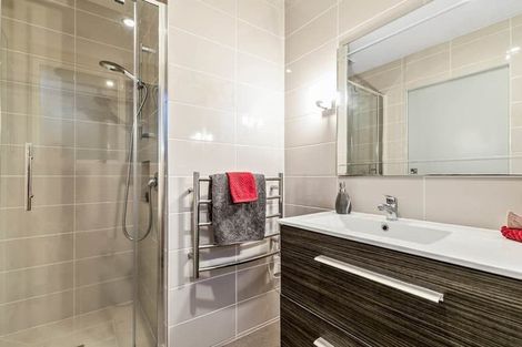 Photo of property in 951 East Coast Road, Torbay, Auckland, 0630