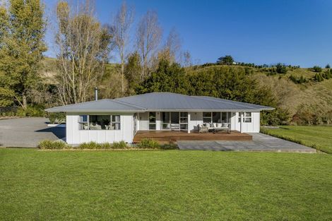 Photo of property in 90 Kopaki Bay Road, Puketapu, Napier, 4182