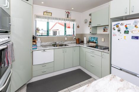 Photo of property in 132 Sharyn Place, Whangamata, 3620