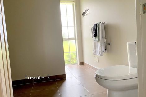 Photo of property in 36a Madison Street, Cambridge, 3434