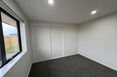 Photo of property in 35 Cousins Street, Woodend, 7691