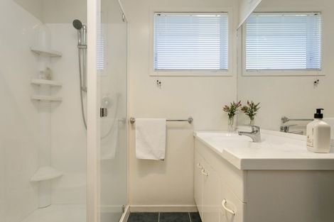 Photo of property in 1 Te Hatepe Avenue, Taupo, 3330