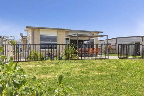 Photo of property in 16 Manuka Street, Papamoa Beach, Papamoa, 3118