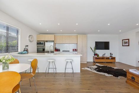 Photo of property in 45 Kiwi Esplanade, Mangere Bridge, Auckland, 2022