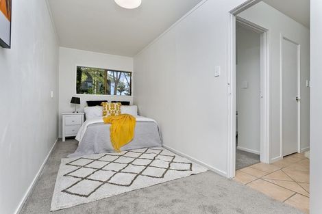Photo of property in 29 Sandiacre Way, Browns Bay, Auckland, 0630
