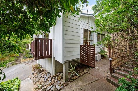Photo of property in 26a Liffey Crescent, Island Bay, Wellington, 6023