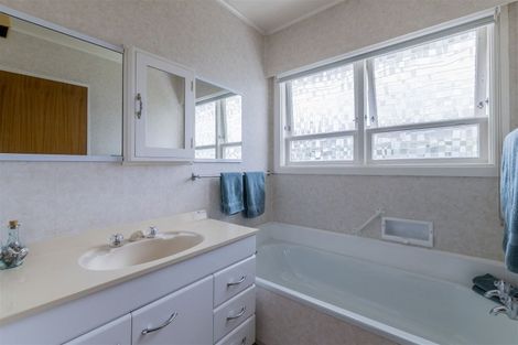 Photo of property in 19 Burn Street, Levin, 5510