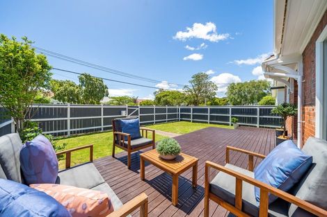 Photo of property in 1/24 Mahoe Street, Hutt Central, Lower Hutt, 5010