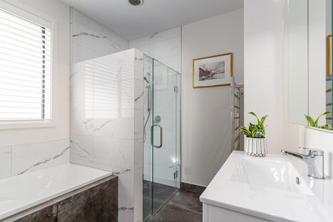 Photo of property in 8 Lancewood Avenue, Feilding, 4702