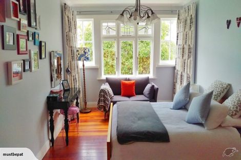 Photo of property in 18 Fernlea Avenue, Karori, Wellington, 6012